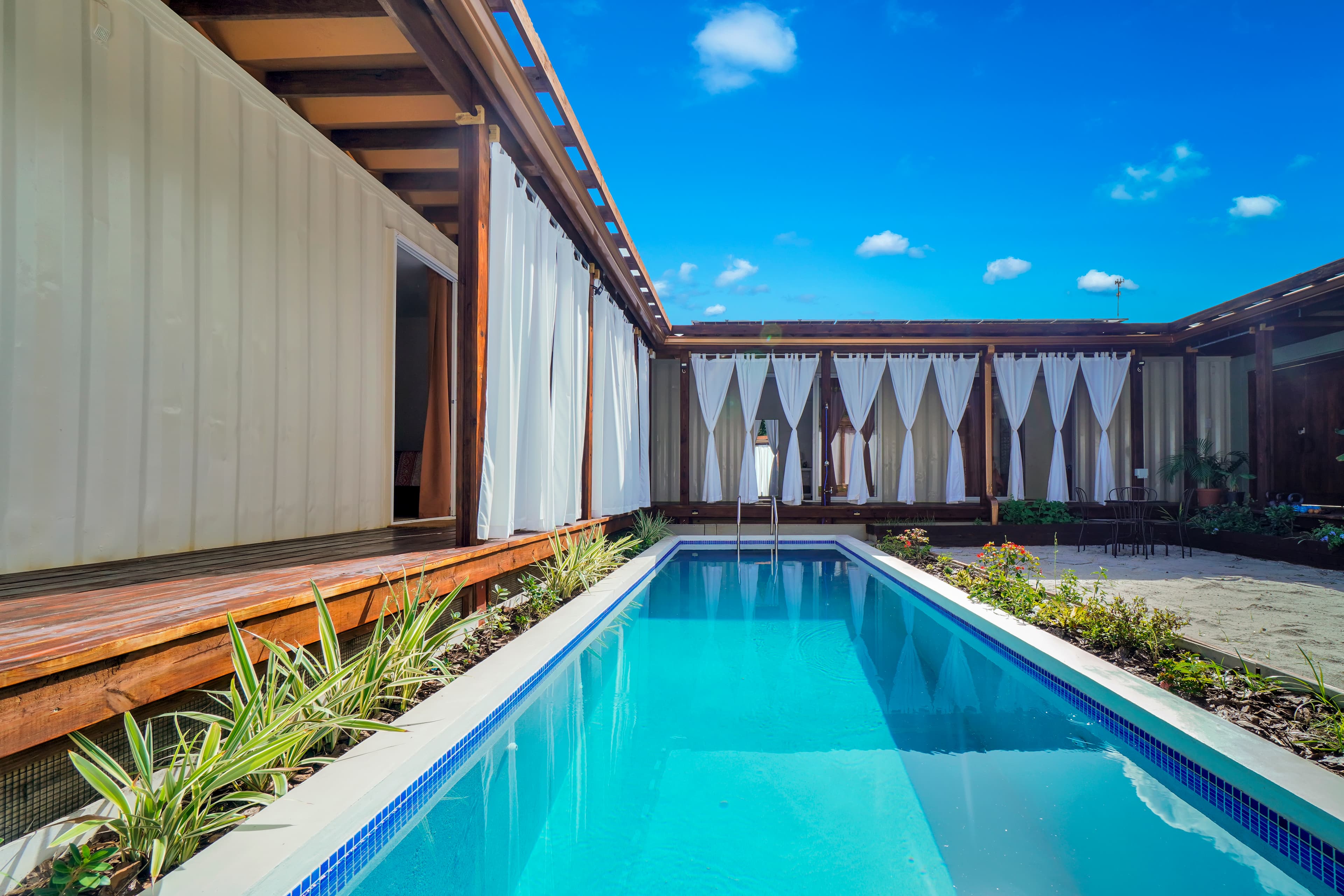 Quiet corner by the pool